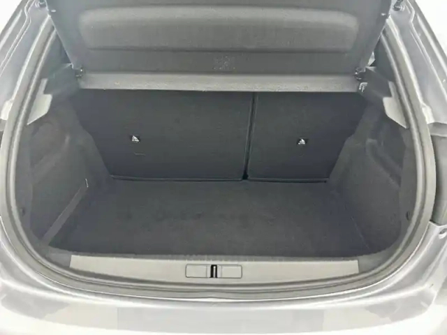Peugeot 208 puretech 75 s&amp;s bvm5 — photo 78