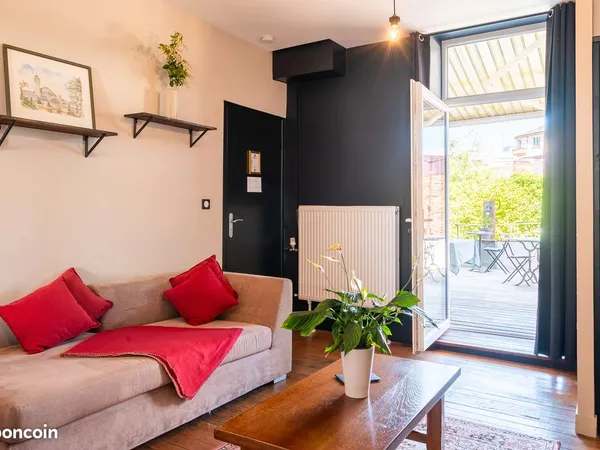 T2 meublé lumineux - Accès direct terrasse & jardin - Parking