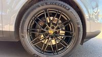 Porsche Cayenne 3.0 V6 470ch E-Hybrid — photo 14