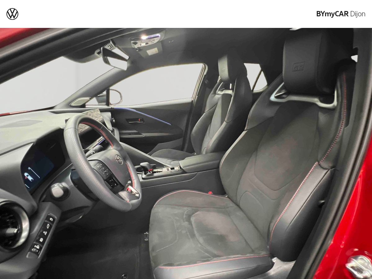 Toyota C-HR Hybride Rechargeable 225 — photo 11