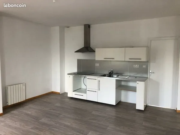 Appartement F3 plein centre