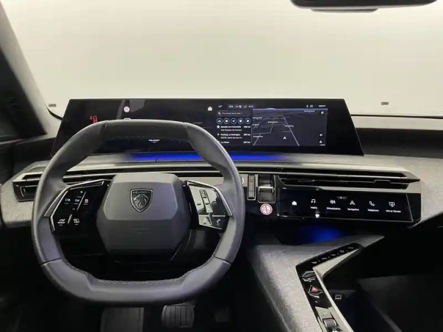 Peugeot 3008 hybrid 145 e-dcs6 — photo 22