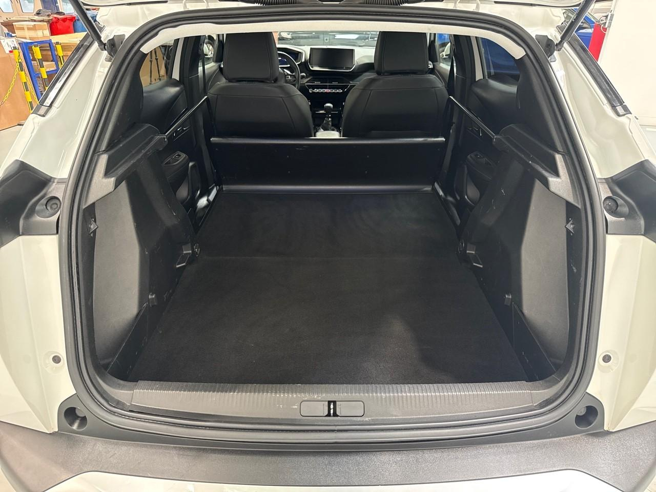 Peugeot 2008 bluehdi 110 s&s bvm6 allure business — photo 14