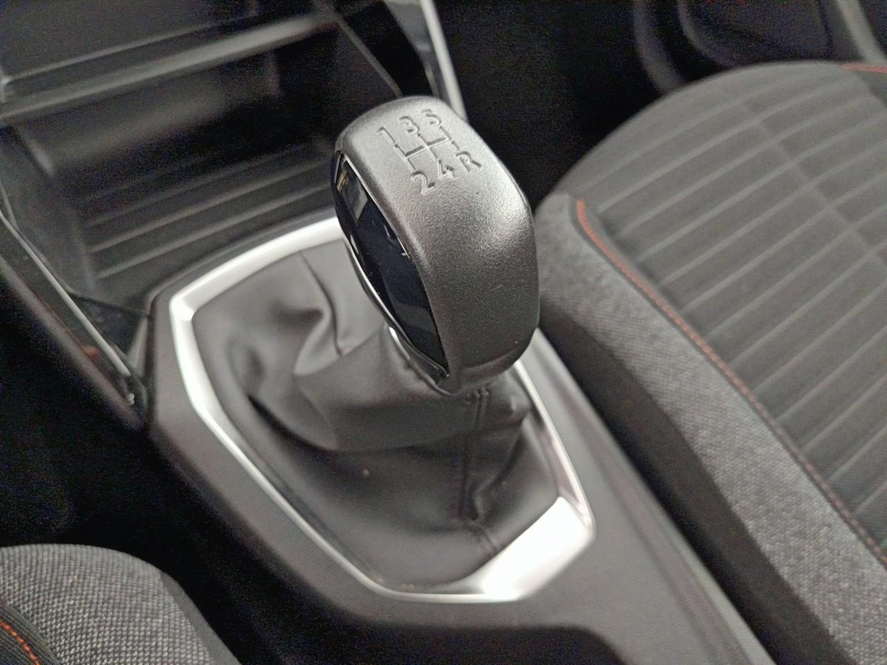 Peugeot 208 puretech 75 s&s bvm5 active pack — photo 28