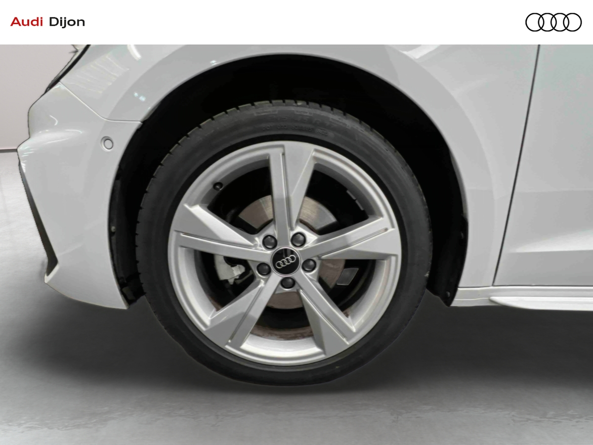 Audi A1 Sportback 30 TFSI 116 ch S tronic 7 — photo 14
