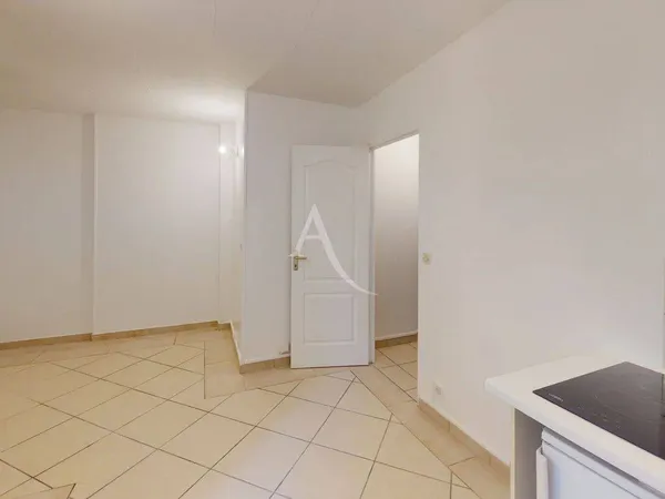 Appartement 1 pièce 19 m²
