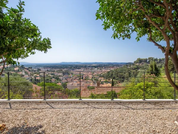 Vends maison 109m² vue mer Hyères