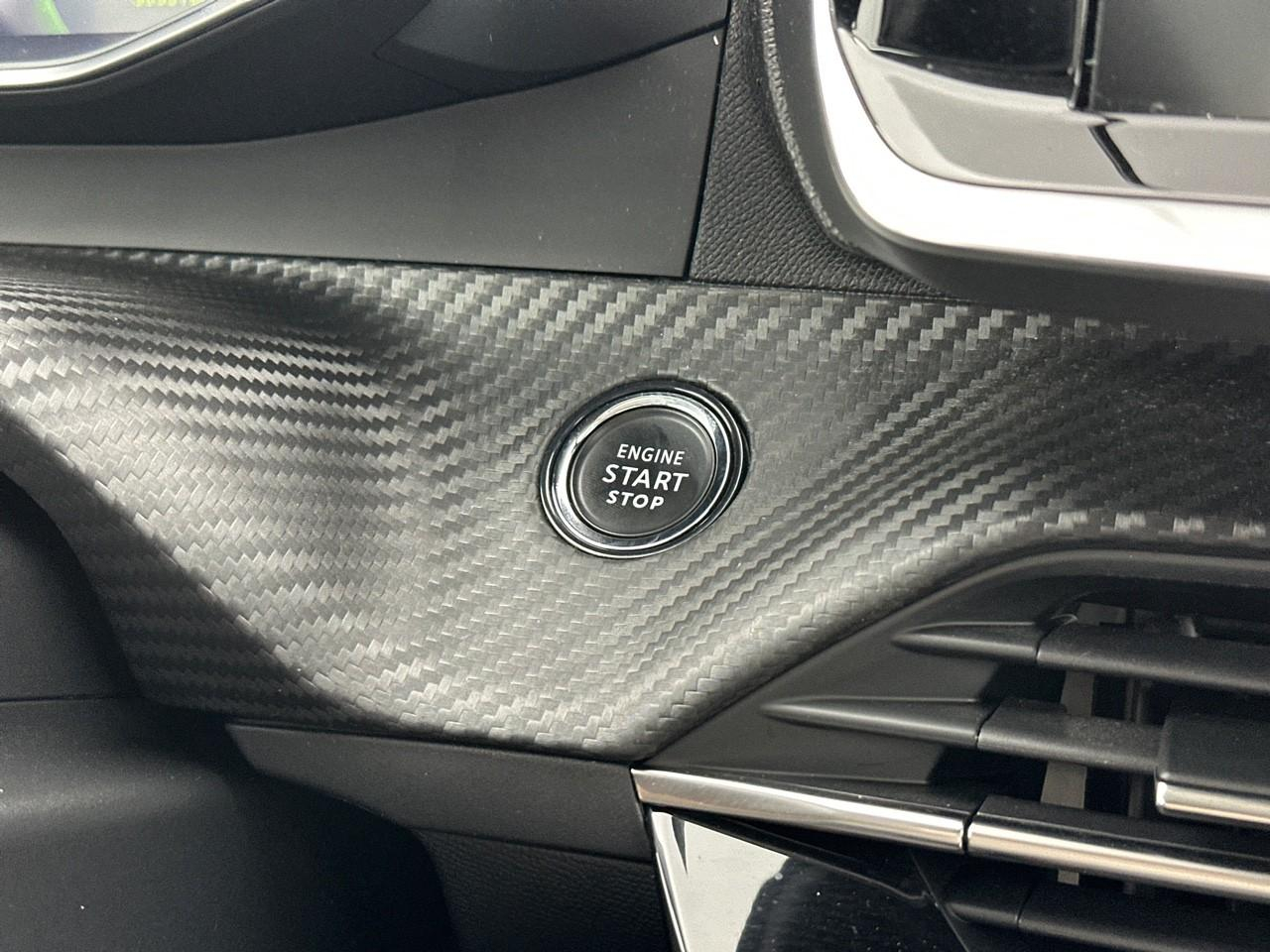 Peugeot 2008 puretech 130 s&s bvm6 allure pack — photo 26