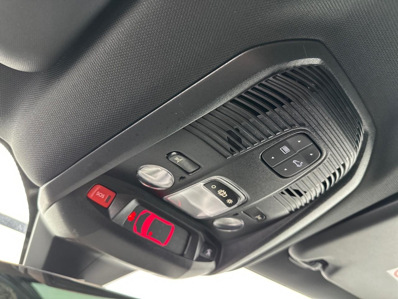 Peugeot 3008 hybrid 225 e-eat8 gt pack — photo 35