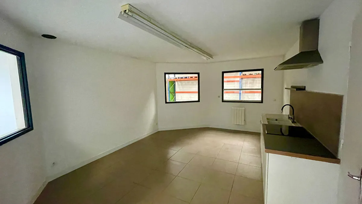 Photo 5