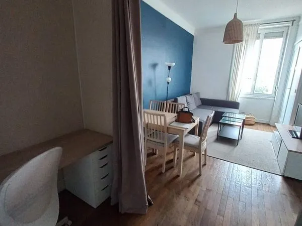 F2 meublé. Lyon 8ième Montplaisir