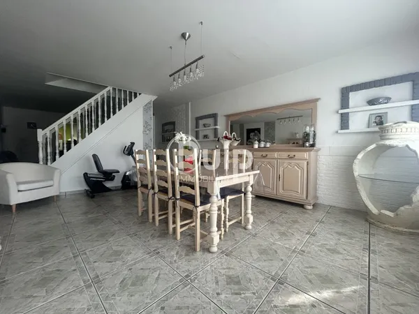 Maison familiale 140m2 avec 3 chambres Jardin Garage à billy-montigny