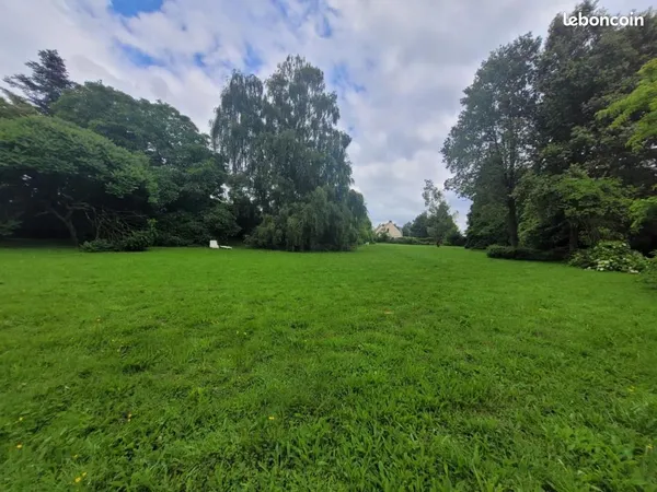 Terrain 360 m² Javene