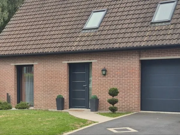 Maison individuelle + box 1 cheval