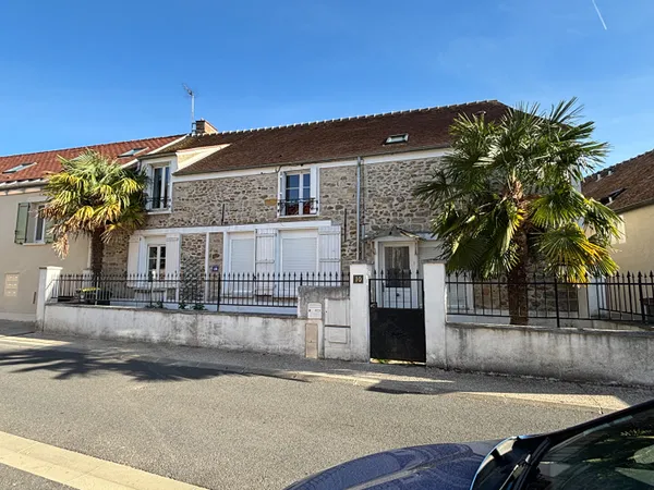Maison Le Chatelet En Brie 8 pièce(s) 170 m2
