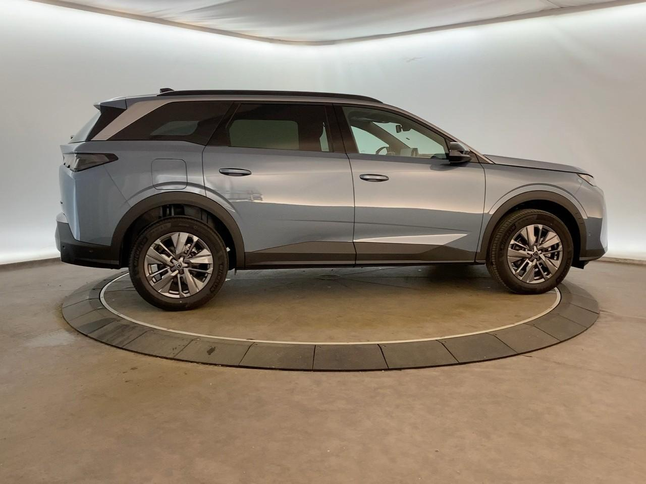 Peugeot 5008 hybrid 145 ch e-dcs6 allure — photo 7