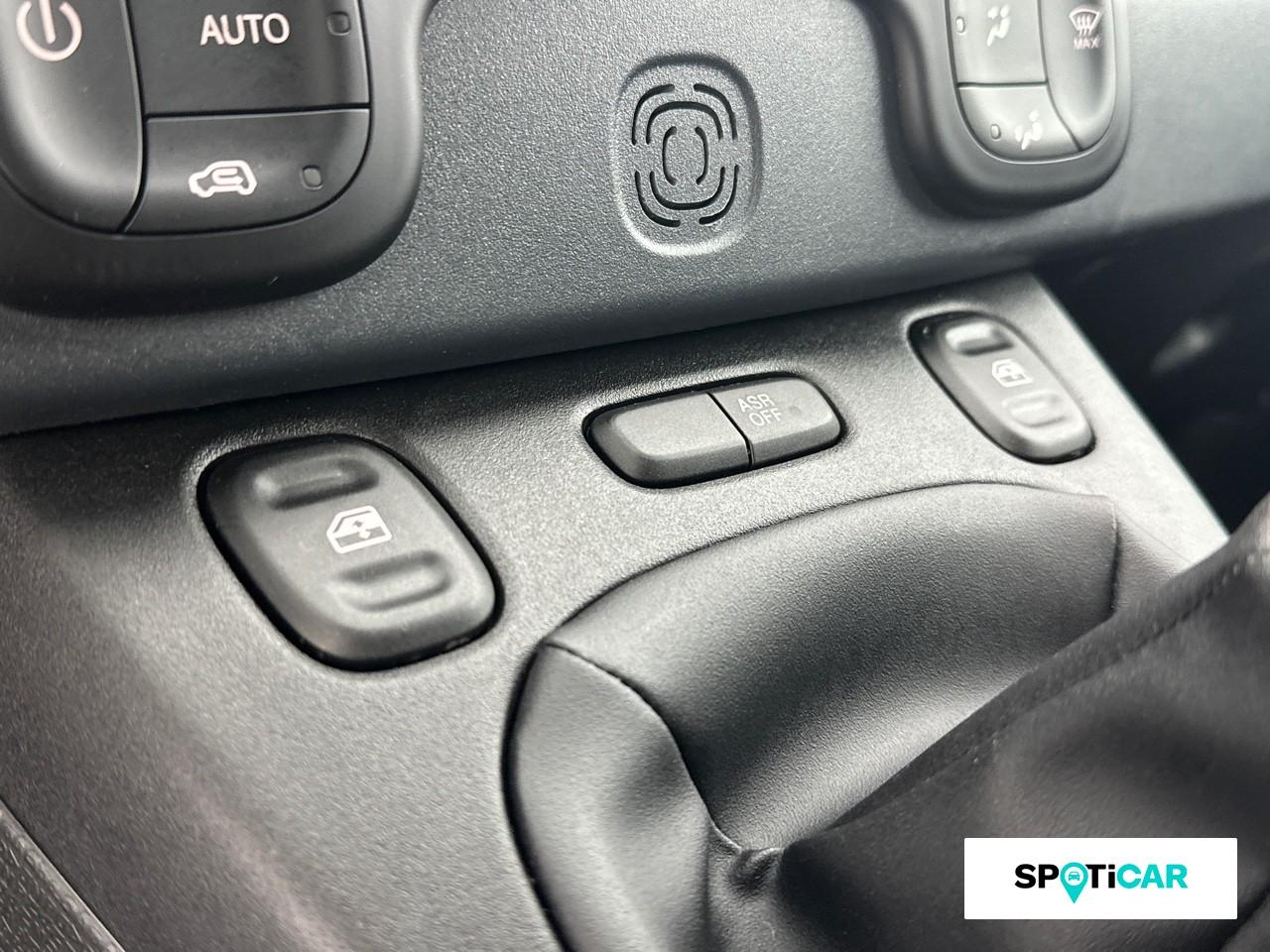 Fiat Panda 1.0 70ch bsg s&s  cross — photo 16
