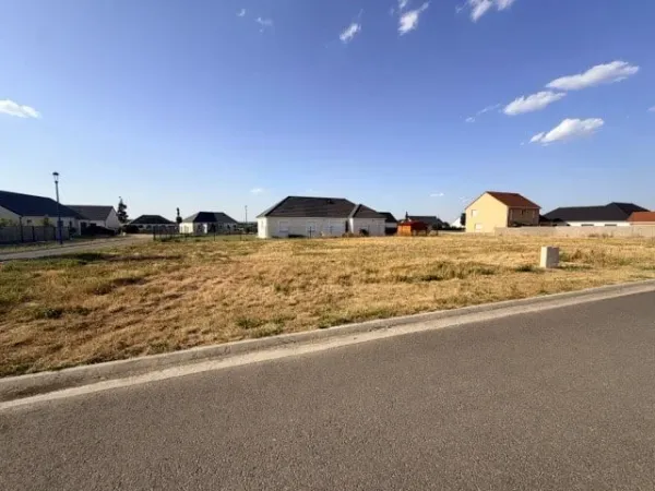 Terrain 650 m²