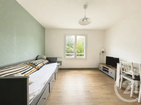 Studio 1 pièce 22 m²