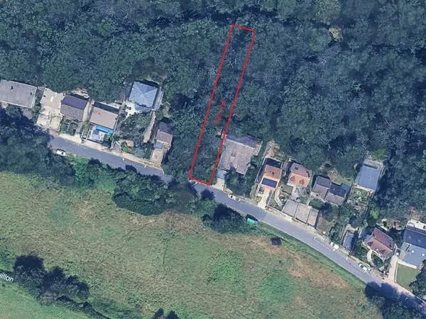 Errain constructible 702 m² - Saulx-les-Chartreux - Secteur résidentiel recherché