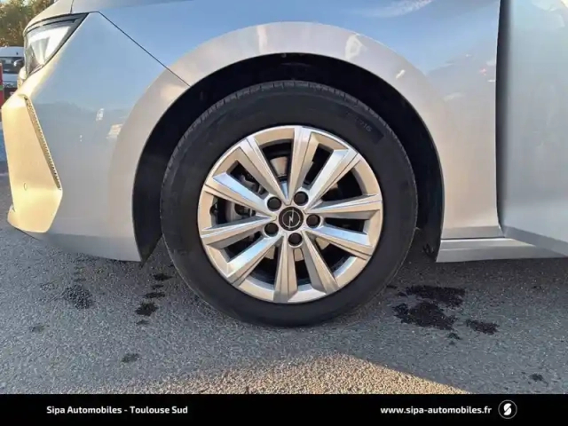 Opel Astra 1.2 turbo 110 ch bvm6 — photo 6