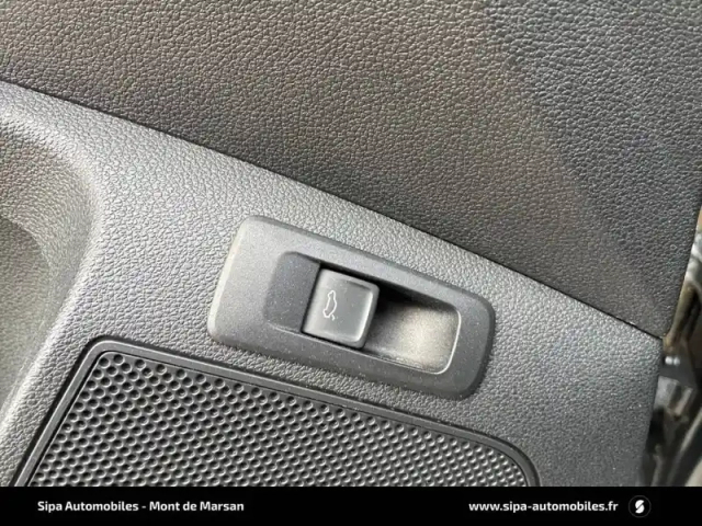 Skoda Karoq 2.0 tdi 116 ch scr dsg7 — photo 29