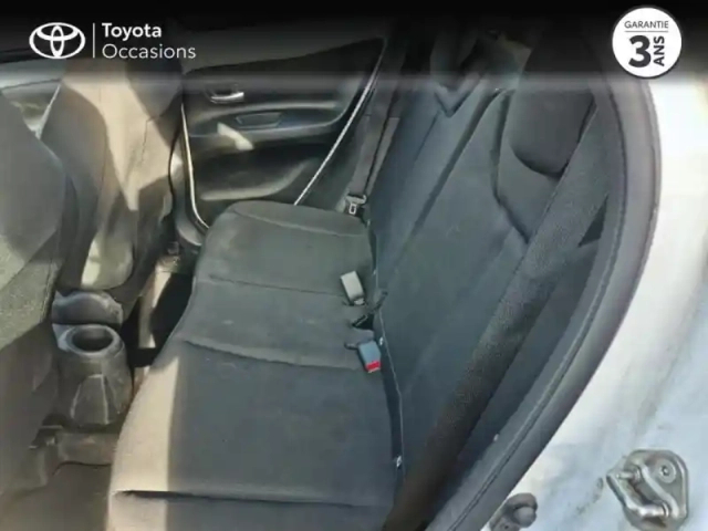 Toyota Aygo X 1.0 vvt-i 72ch dynamic — photo 12