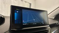 Peugeot 3008 HYBRID 225ch Allure Pack e-EAT8 — photo 18