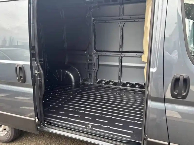 Peugeot Boxer fgn tole 3.3 t l2h2 140 s&amp;s bvm6 — photo 12