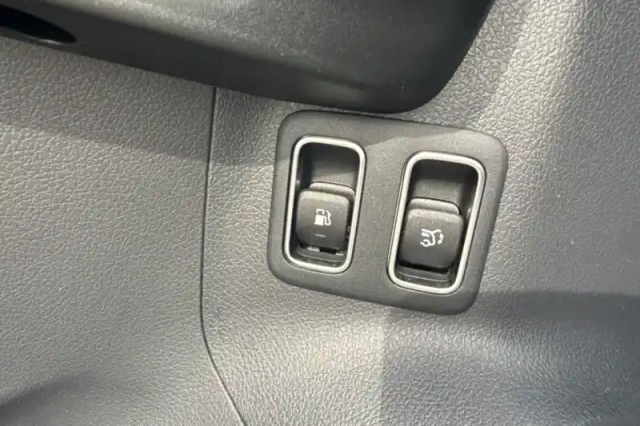 Mercedes Gla 250 e hybrid eq 8g-dct — photo 20
