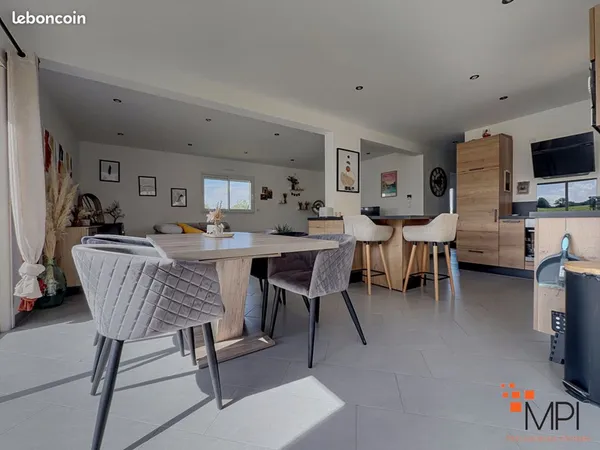 Maison 7 pièces 135 m²