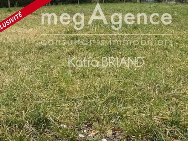 Terrain constructible 536 m²