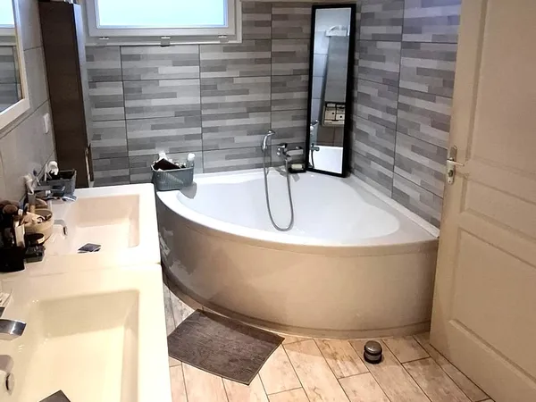 Maison 9 pièces 175 m²