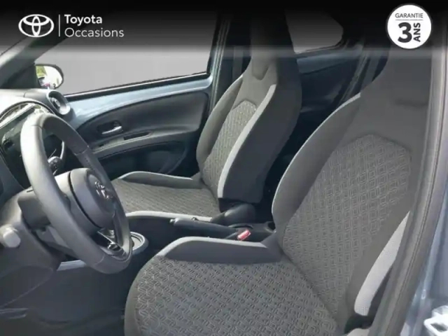 Toyota Aygo X 1.0 vvt-i 72ch design s-cvt my24 — photo 11