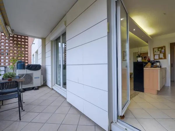 Toulouse - 31500 - La terrasse- T4/5 - 101m² carrez - balcon - clim réversible - cave - 2 places de 