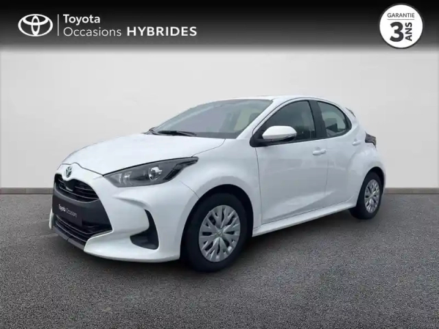 Toyota Yaris 116h dynamic 5p mc24