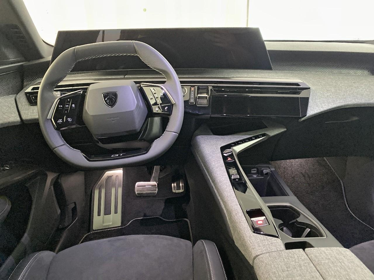 Peugeot 3008 plug-in hybrid 195 e-dcs7 gt — photo 8