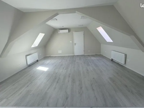 Location F3 2eme etage centre ville