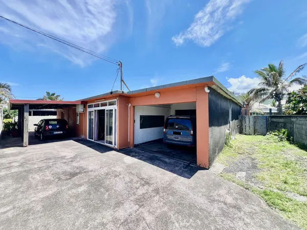 SAINT JOSEPH 97480 - VILLA F5 DE PLAIN PIED - LUMINEUSE - QUARTIER FACILE D'ACCÈS