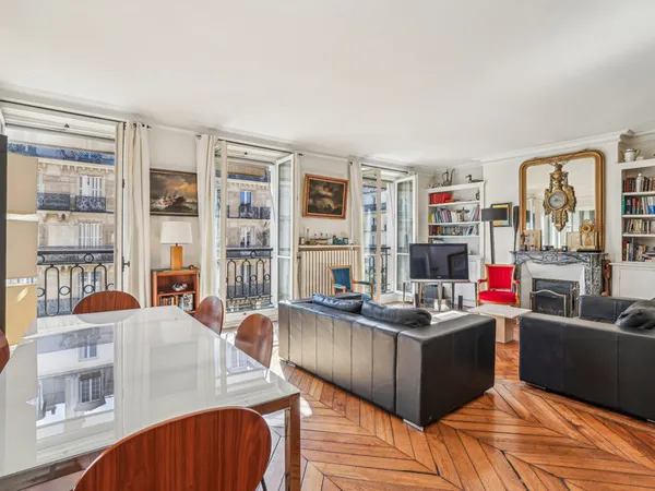 Vends appartement 111m² Paris 4ème - Marais : superbe 3/4 pièces avec ascenseur