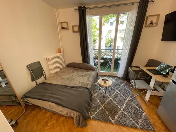 Du 12 Décembre au 12 Janvier 2027- Sous location Appartement, 16m², Station Lourmel, Paris 15ème