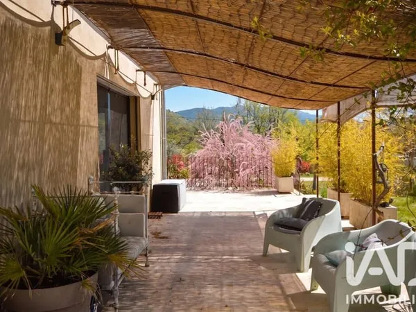 Maison 4 pièces 136 m²