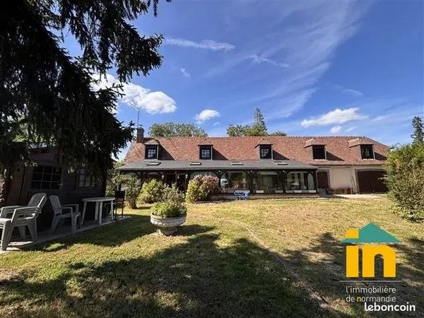 Maison 8 pièces 225 m²