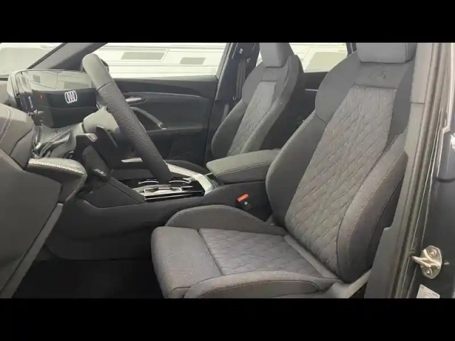 Audi Q5 2.0 e-hybrid 299ch s line quattro s tronic 7 — photo 25