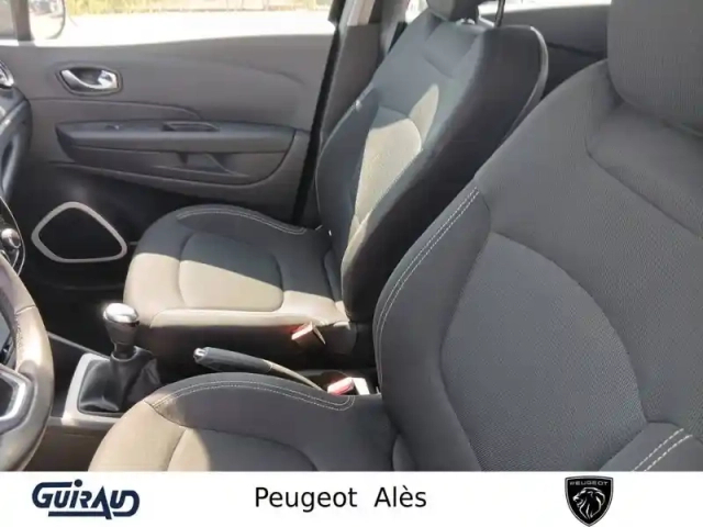 Renault Captur tce 90 e6c — photo 9
