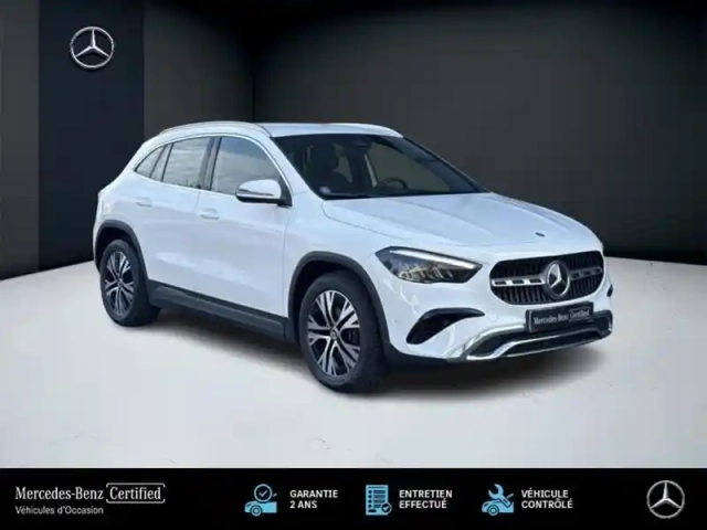 Mercedes Gla 200 progressive line — photo 7