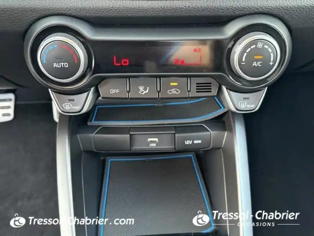 Kia Stonic 1.0 t-gdi 100 ch dct7 gt-line — photo 22