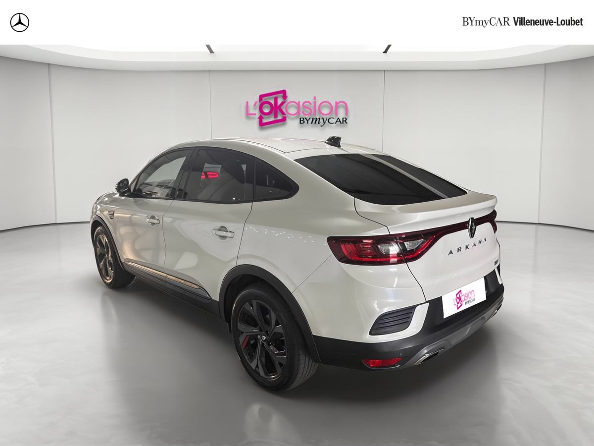 Renault Arkana E-Tech 145 - 21B — photo 3