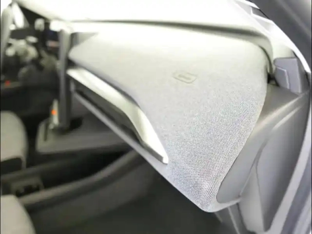 Renault Megane e-tech electric ev60 130ch evolution er optimum charge — photo 10
