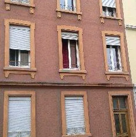Immeuble de rapport 12 pièces 242 m²